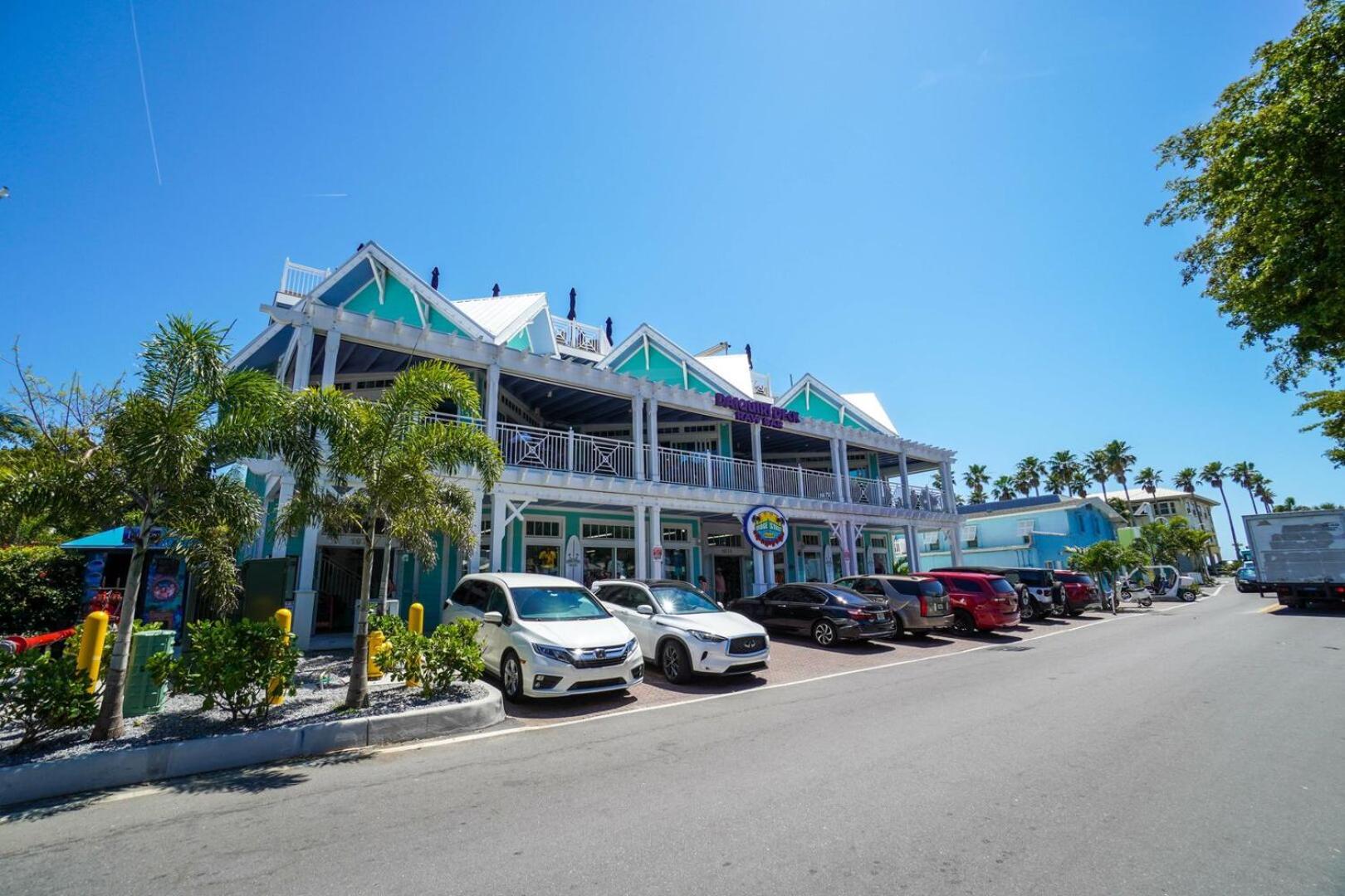 Beach Front Condo Sea View Play At Gulf Place Holmes Beach Bagian luar foto