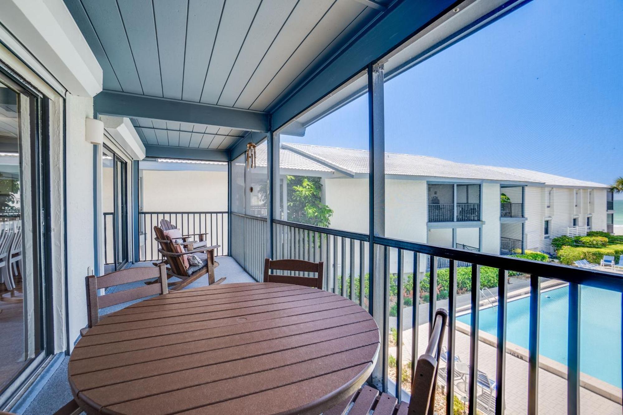 Beach Front Condo Sea View Play At Gulf Place Holmes Beach Bagian luar foto